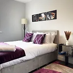 Bella\'S Place Near Wembley Stadium